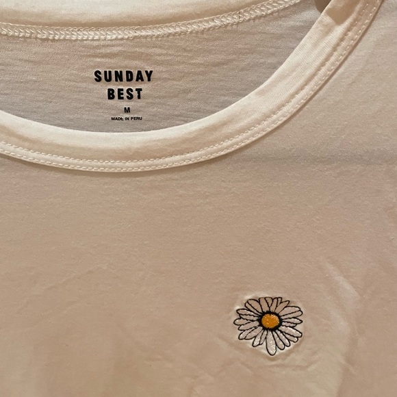 Sunday Best tshirt - Picture 2 of 3